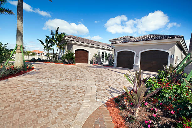 Best Decorative Driveway Pavers  in Burlington, KS
